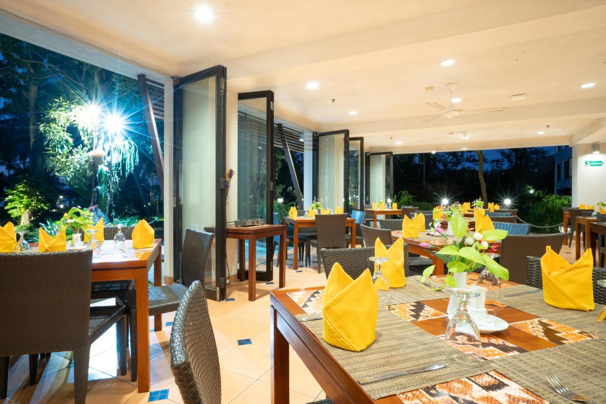โรงแรมบินตัง ฟลอเรส ลาบวนบาโจ ภายนอก รูปภาพ
